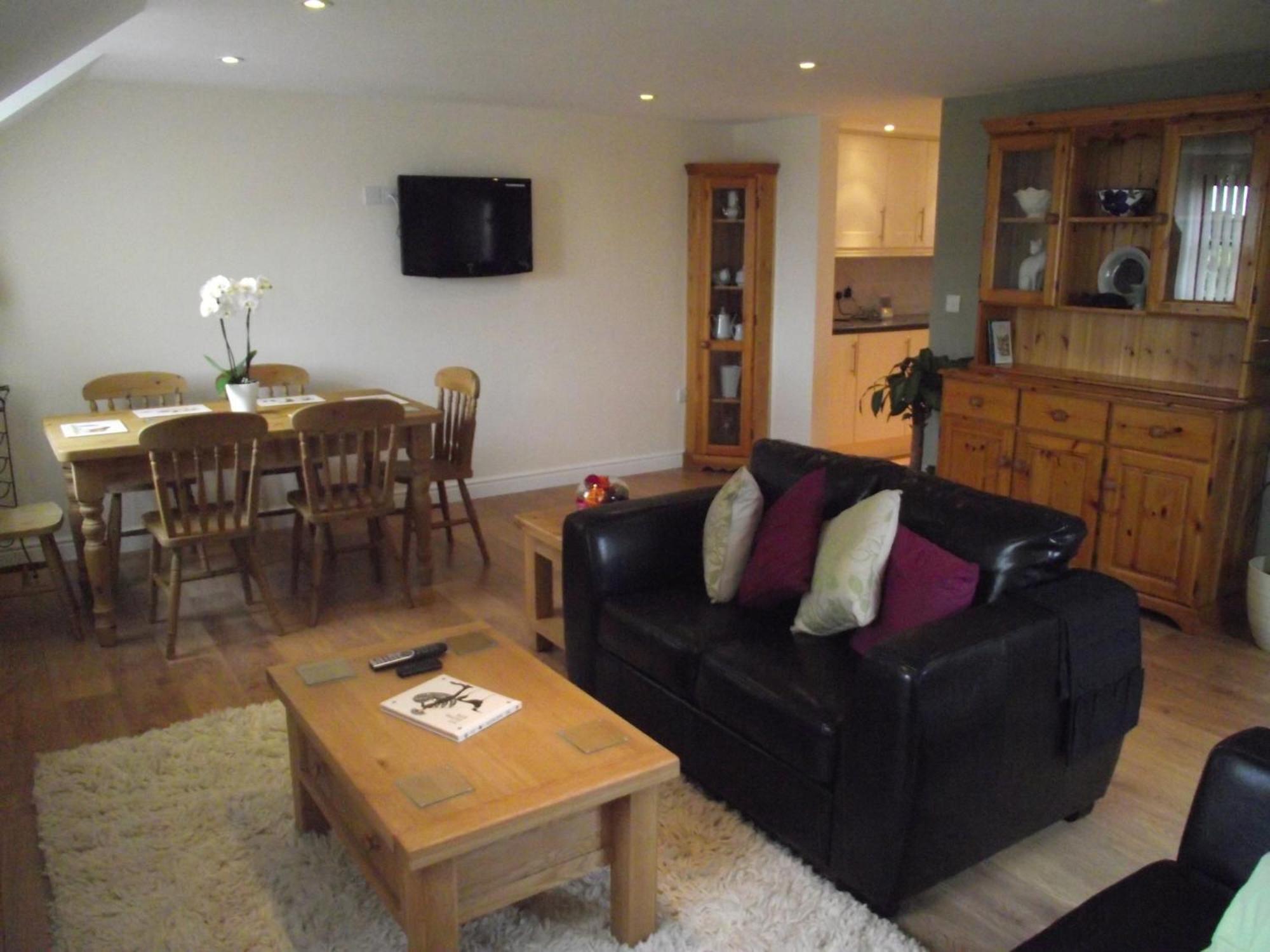 Carpenters Cottages Llanishen Bagian luar foto