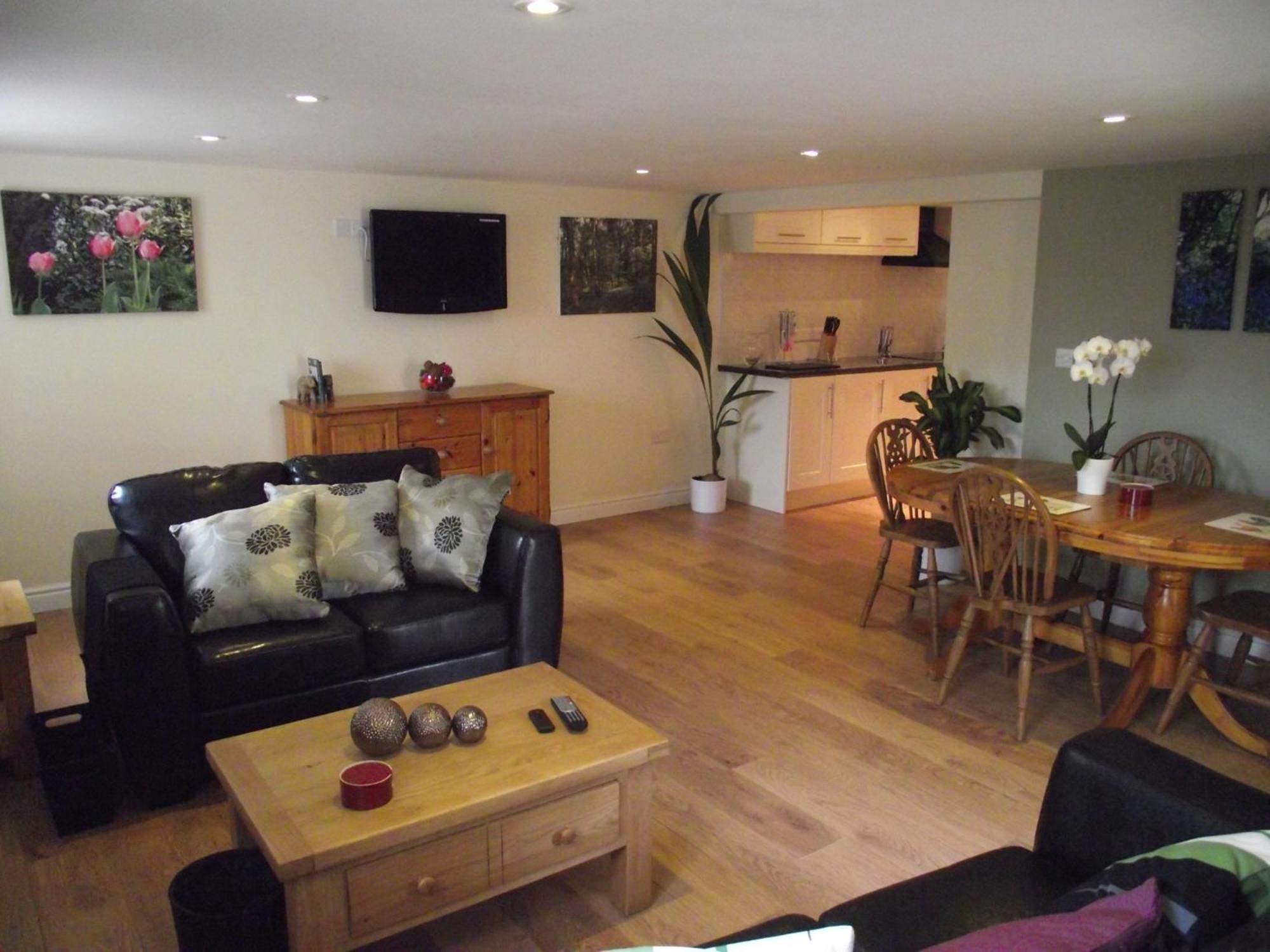 Carpenters Cottages Llanishen Bagian luar foto
